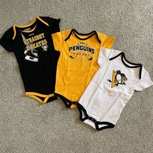 BUNDLE 3 Reebok 24M Pittsburgh Penguins Onesies